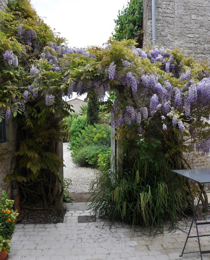 La Maison Du Baloir Thairé Exterior foto